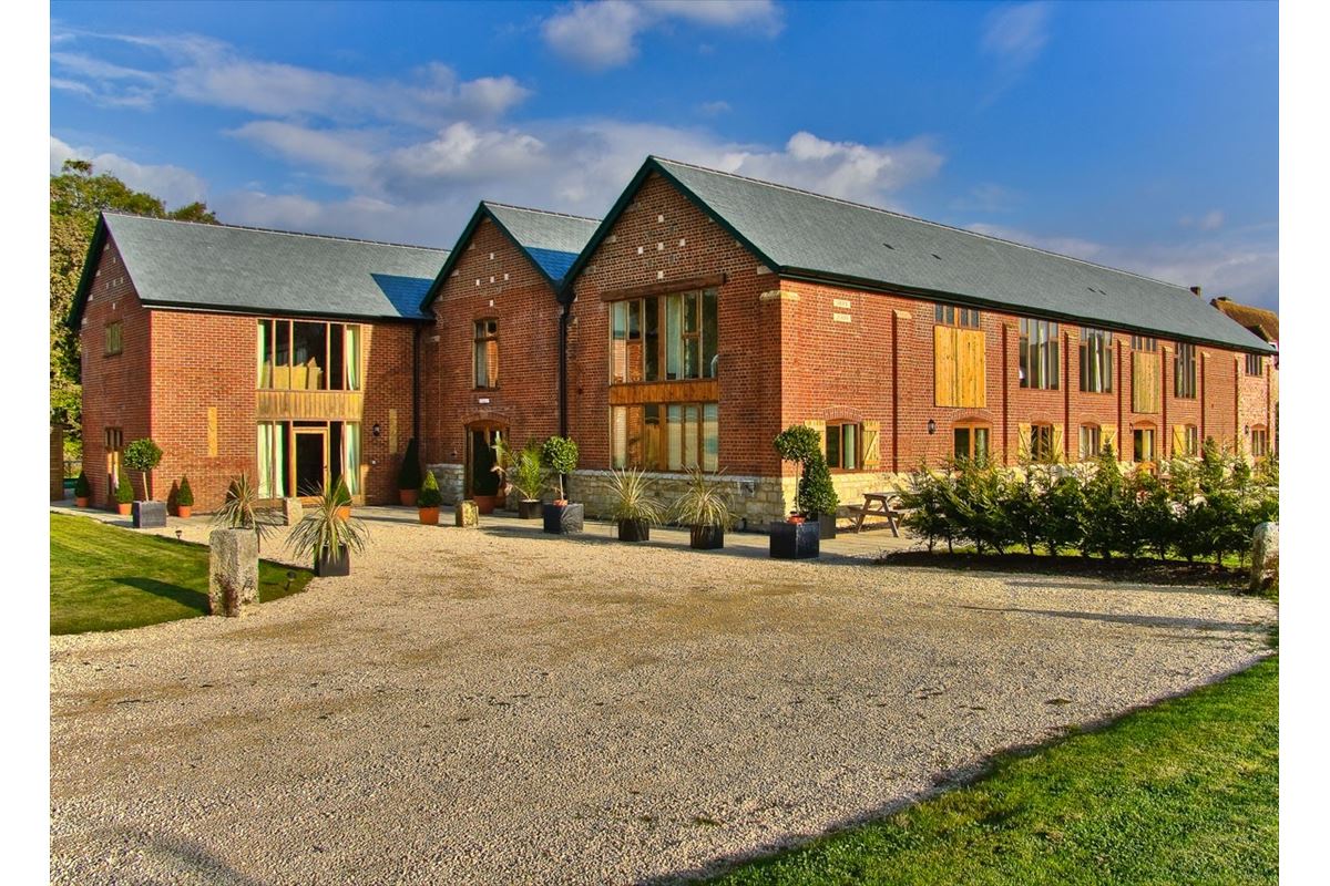 The Victorian Barn, Self Catering Holidays, Corporate & Wedding Venue