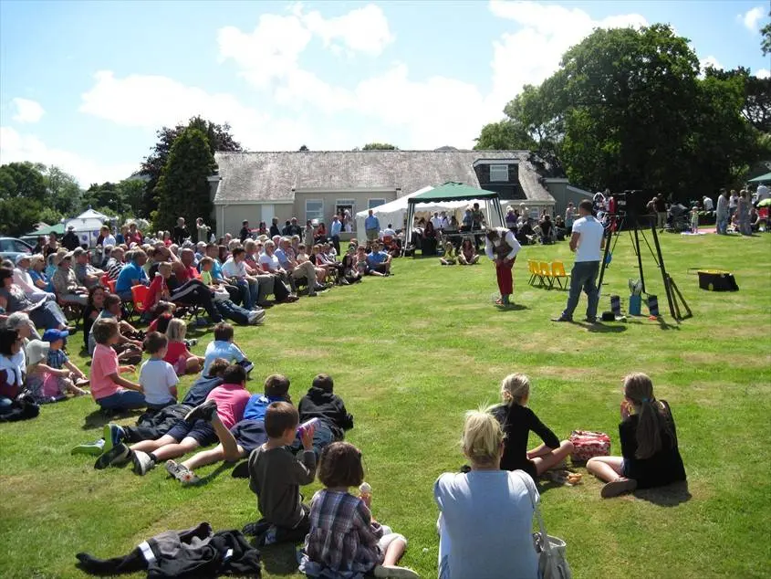 Rowen Memorial Hall