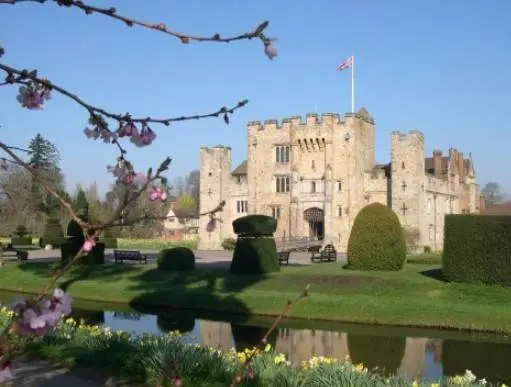 Hever Castle & Gardens