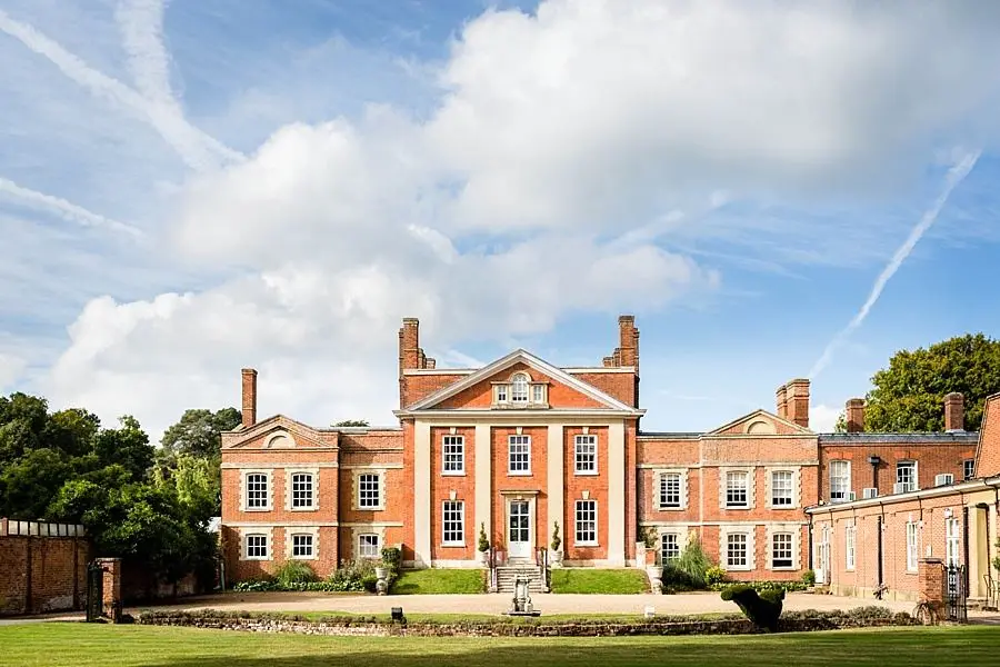 Warbrook Mansion House