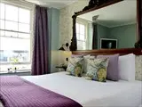 Jolyon's Boutique Hotel