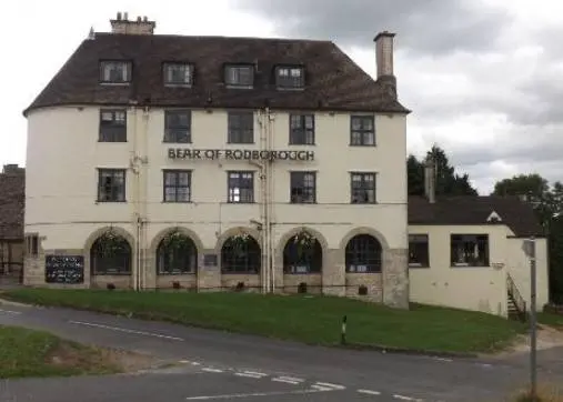 The Bear of Rodborough Hotel