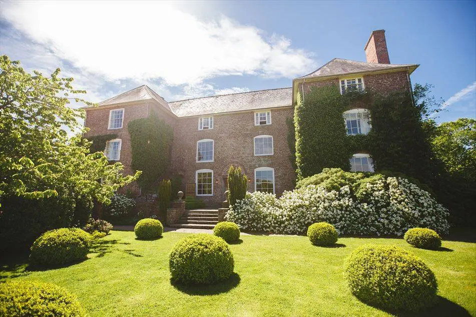 Dewsall Court - Country House & Barn