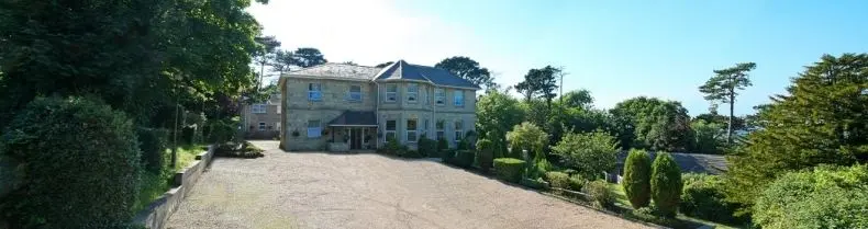 Bourne Hall Country Hotel