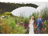 Newly weds infront of Biomes 