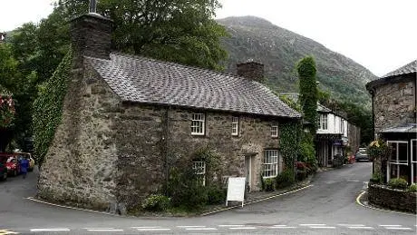 Craflwyn and Beddgelert