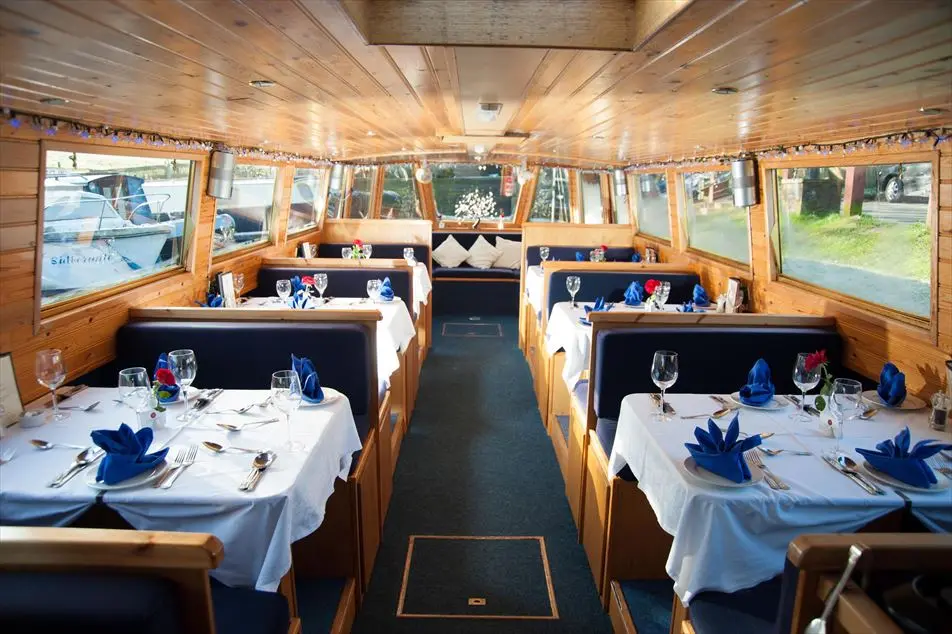 Romance Restaurant Boat