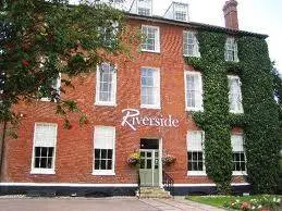 The Riverside House Hotel