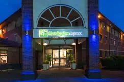 Holiday Inn Express Warwick - Stratford-upon-Avon