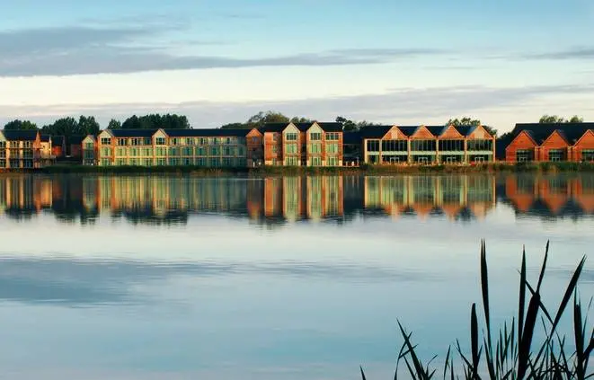 Cotswold Water Park Four Pillars Hotel