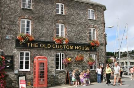 Old Custom House