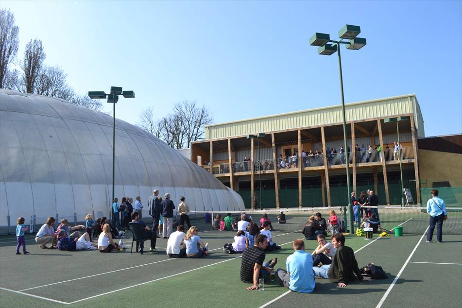 Coolhurst Tennis & Squash Club, London N