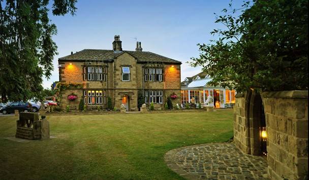 Rogerthorpe Manor Hotel