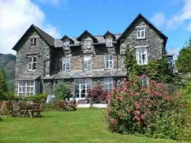 Waterhead Hotel