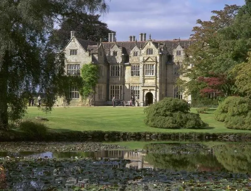 The Mansion at Wakehurst