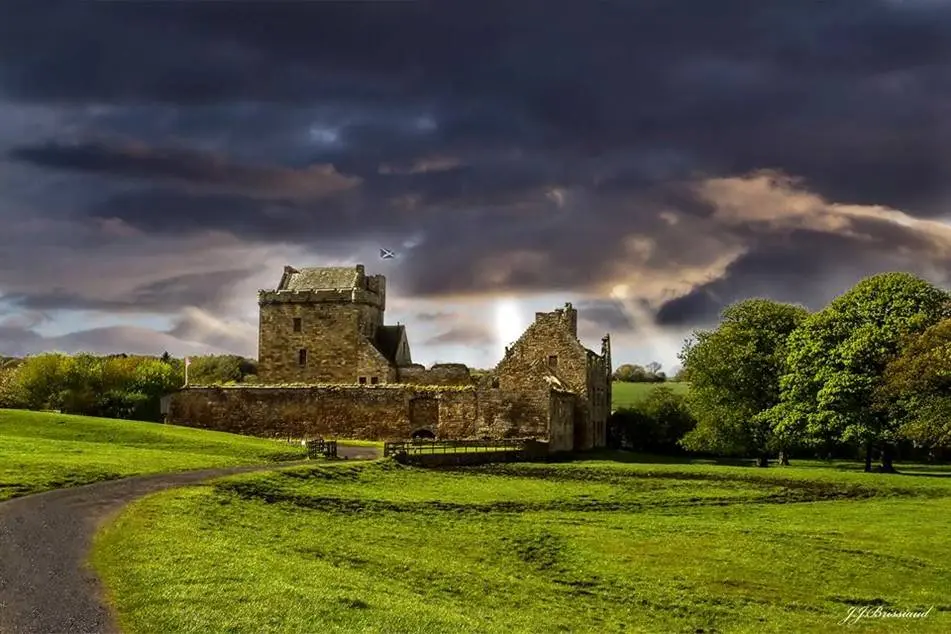 Balgonie Castle