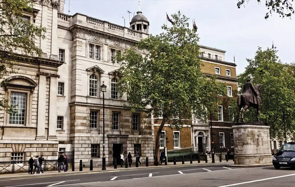 SixtyOne Whitehall