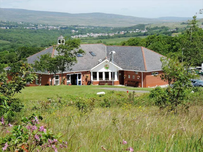 clubhouse and views