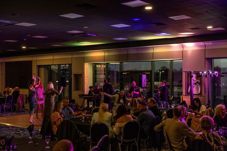 LED Studio Lounge Party