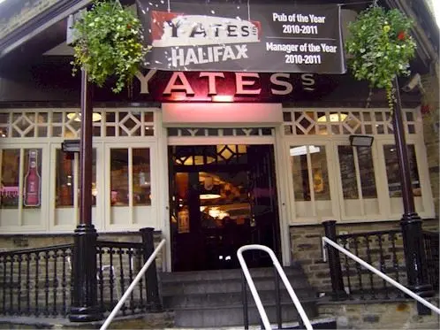 Yates, Halifax