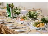 Simple & Chic Table Decorations