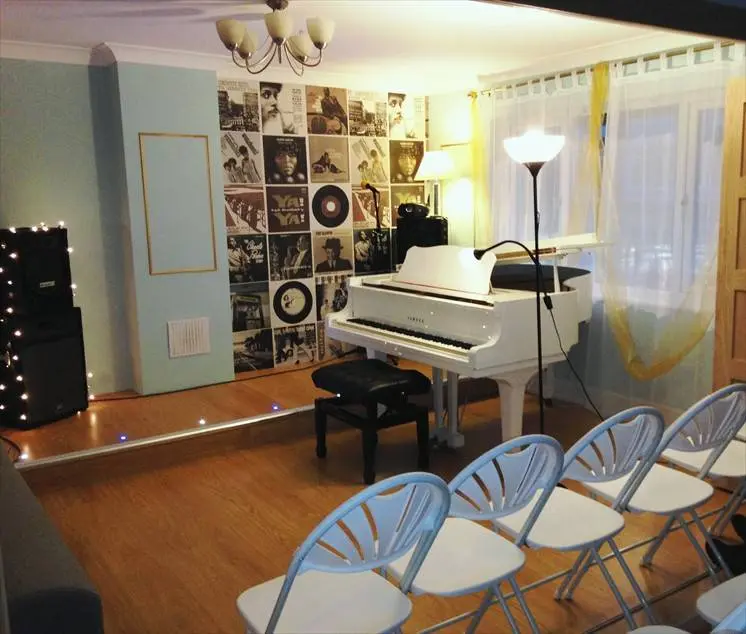 Mozart Room