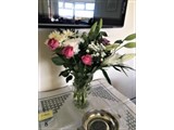 That personal Touch - fresh flowers to complete the setting