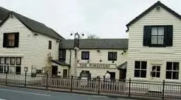 The Foresters, Horley