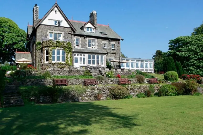 Sawrey House Country Hotel