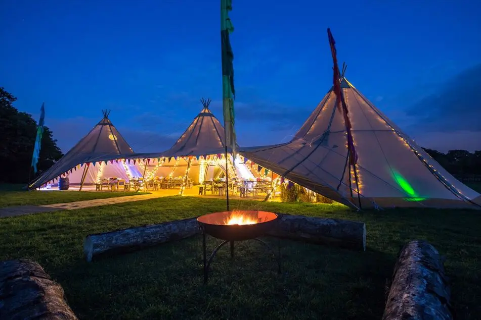 Tipi's