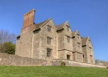 YHA Wilderhope Manor