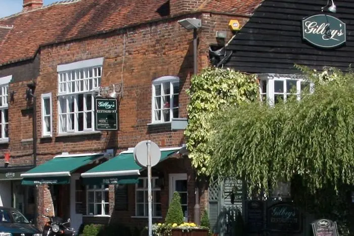 Gilbey's Old Amersham