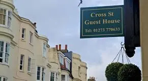 Cross Street Guesthouse & B & B