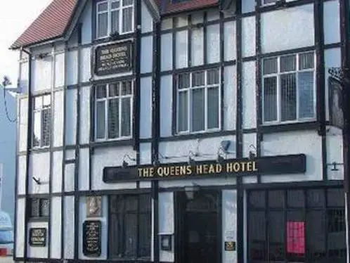 Queens Head Hotel