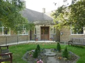 Charlton Memorial Hall