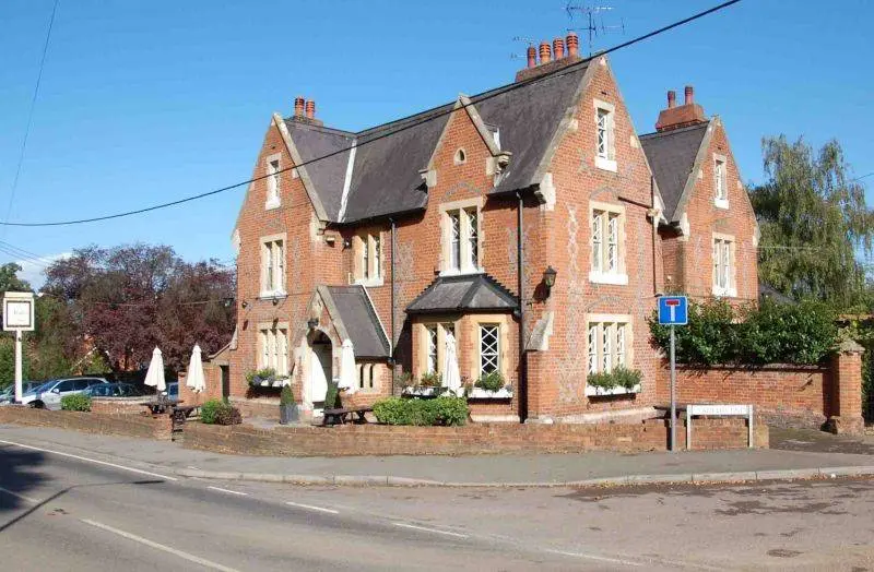 Walter Arms, Wokingham