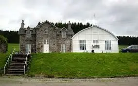 Lonach Hall