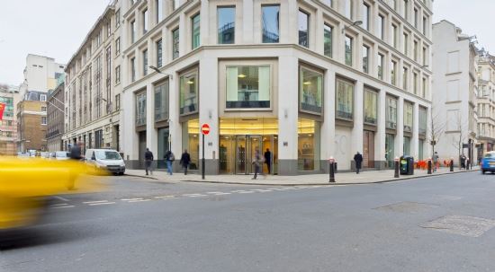 i2 Office - London City, Bank