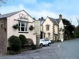 Shireburn Arms Hotel