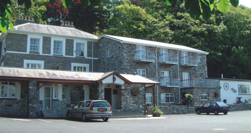 Three Rivers Hotel
