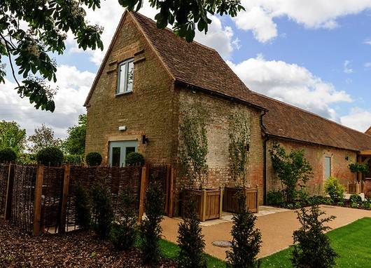 Bassmead Manor Barns