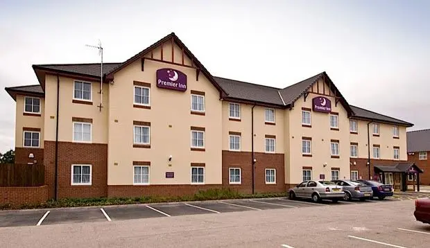 Premier Inn Coventry E M6 J2