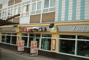 Yates, Harlow