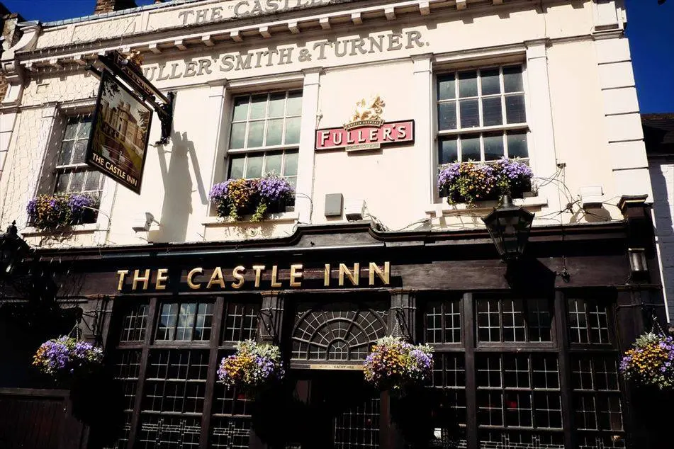 The Castle Inn - Fuller's Pub